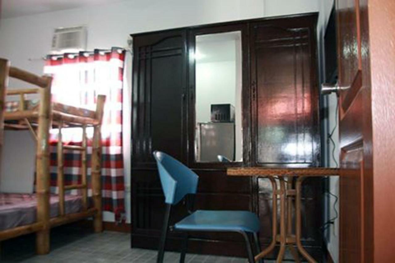 Cebu Guest Inn Room photo